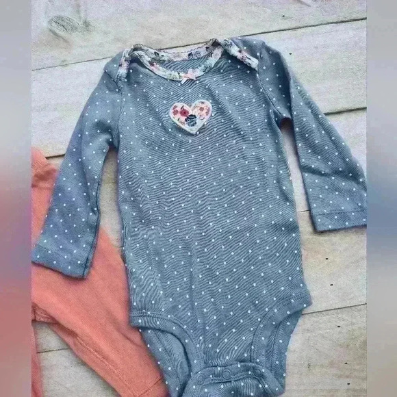 Carter's Baby Girl Polka Dot One Piece With Stretch Pants Blue Pink Size 6 Month - Picture 2 of 8